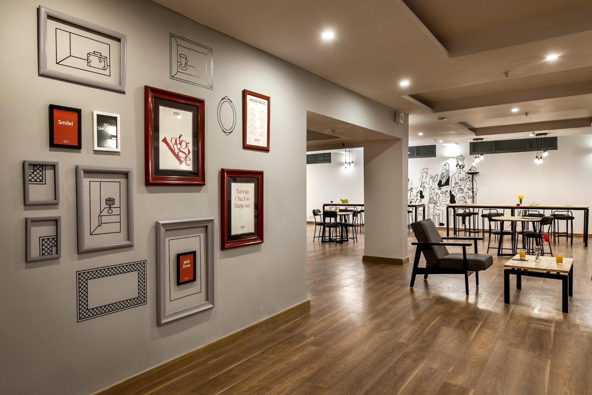 Super Townhouse Hotel Impact Chinhat Extérieur photo